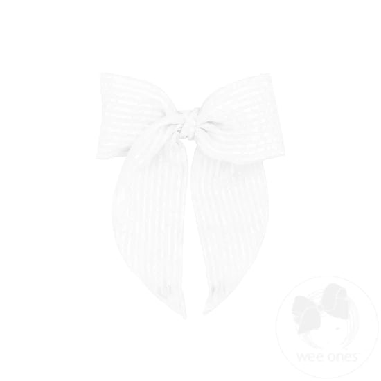 Medium Seersucker Bow with Tails in White - Doodlebug's Children's Boutique