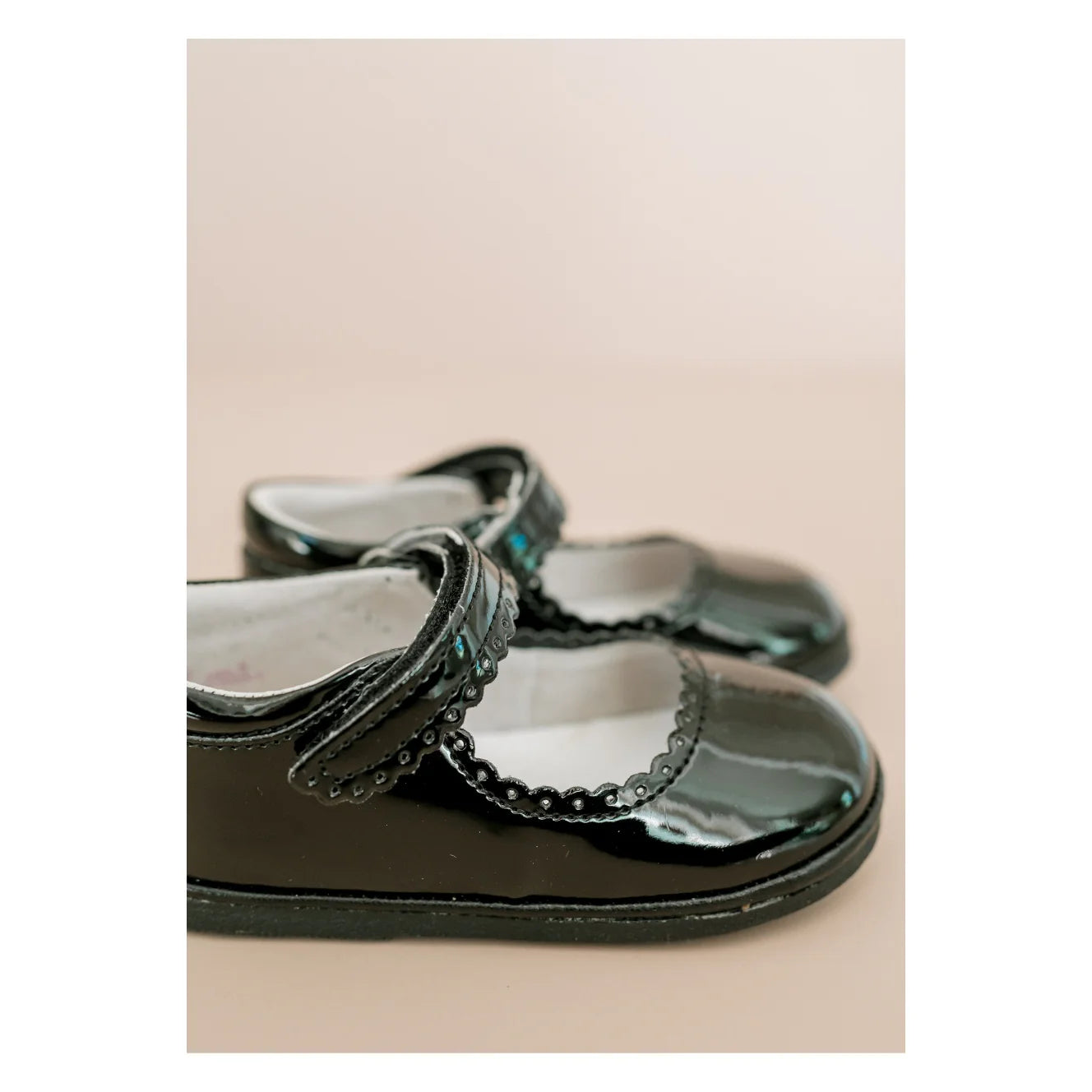 Cara Scalloped Mary Jane in Patent Black - Doodlebug's Children's Boutique