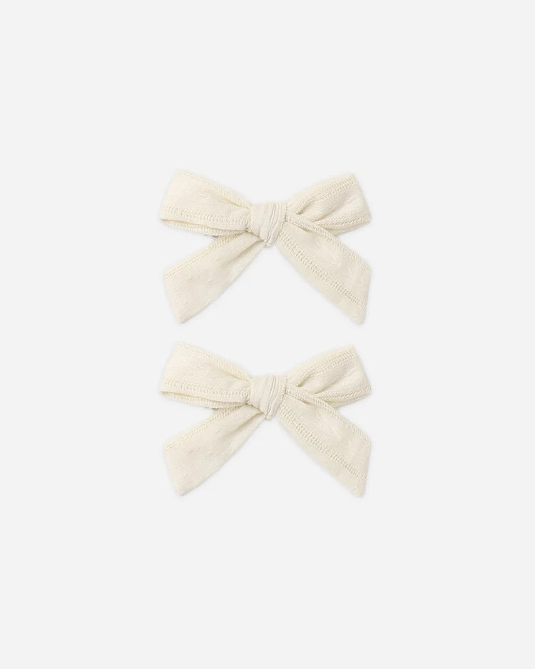 Set of Two Bows in Natural