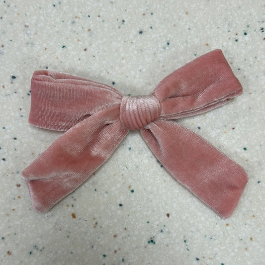 Long Tail Velvet Bow in Pink  - Doodlebug's Children's Boutique
