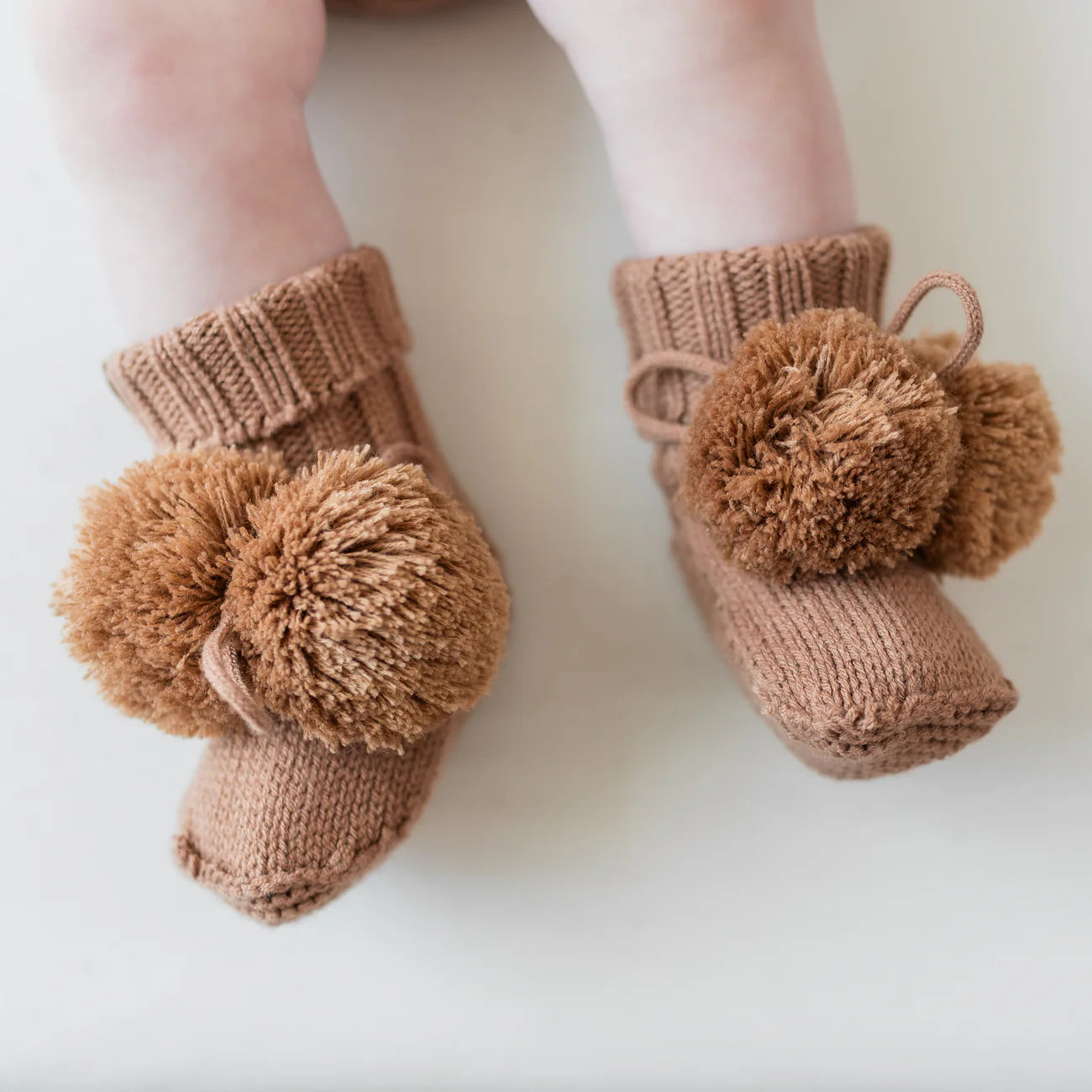 Chunky Knit Booties in Latte - Doodlebug's Children's Boutique