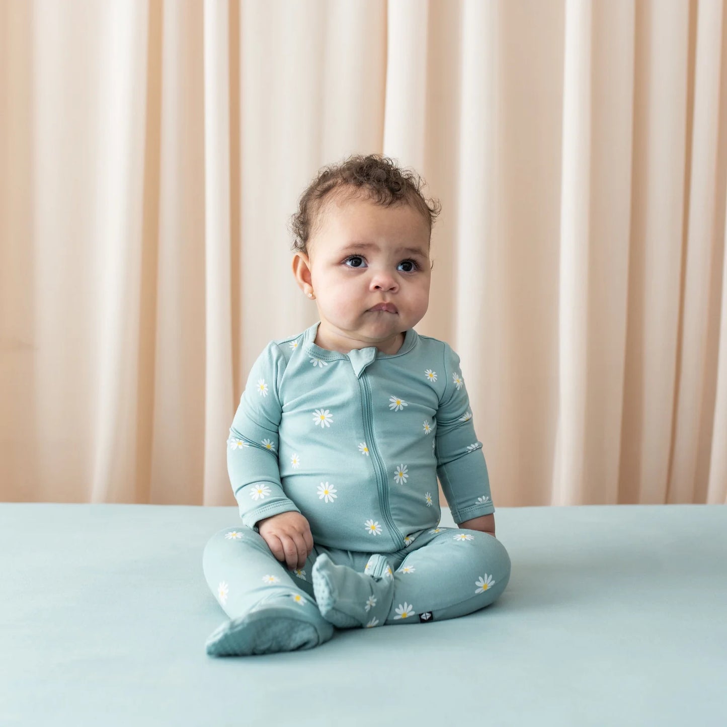 Zippered Footie in Daisy  - Doodlebug's Children's Boutique