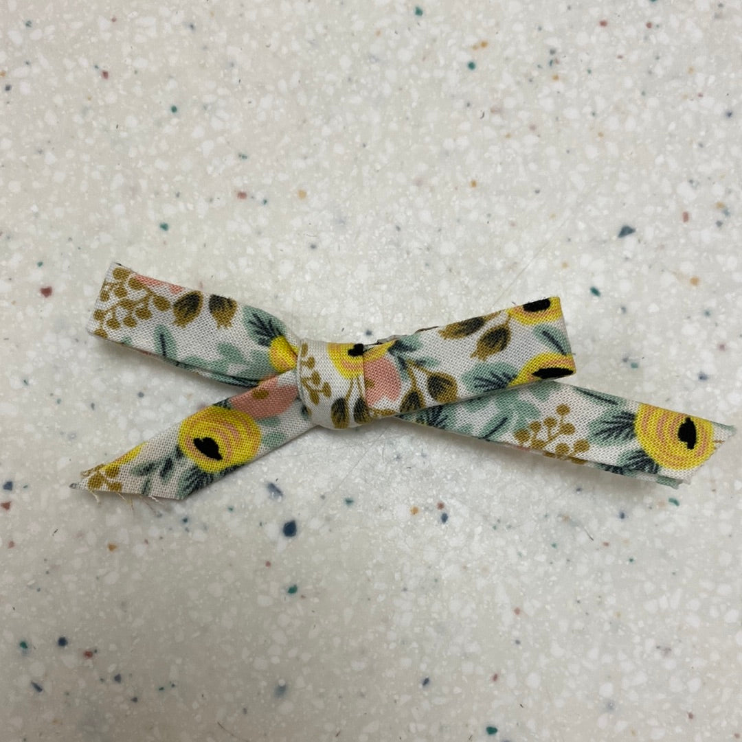 Floral Hand Tied Hair Clip  - Doodlebug's Children's Boutique