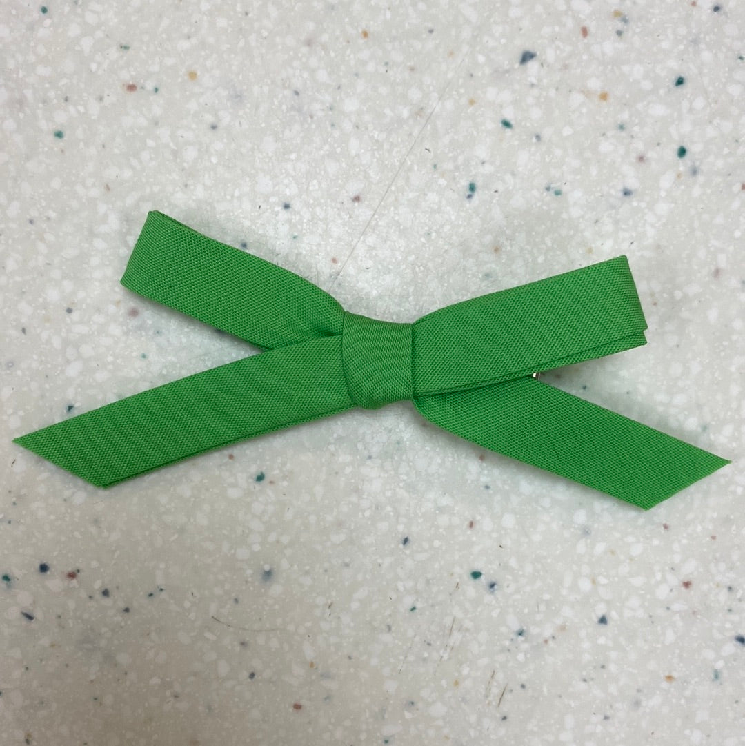 Solid Hand Tied Hair Clip Apple Green - Doodlebug's Children's Boutique