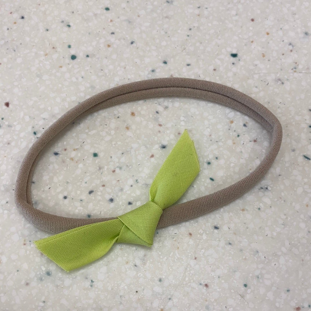Hand Tied Knot on Nylon in Lime  - Doodlebug's Children's Boutique