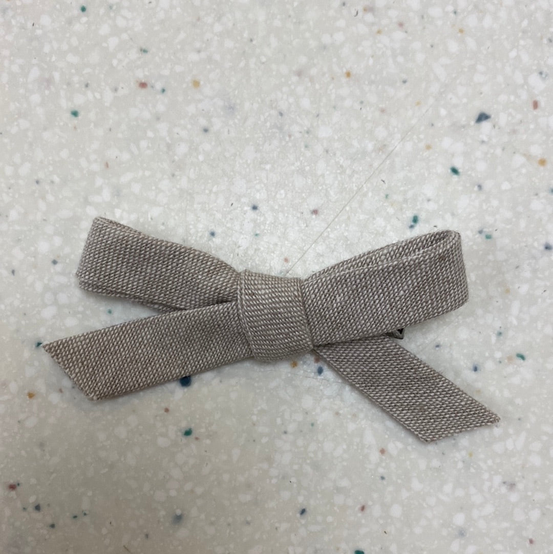 Linen Hand Tied Hair Clip Grey - Doodlebug's Children's Boutique