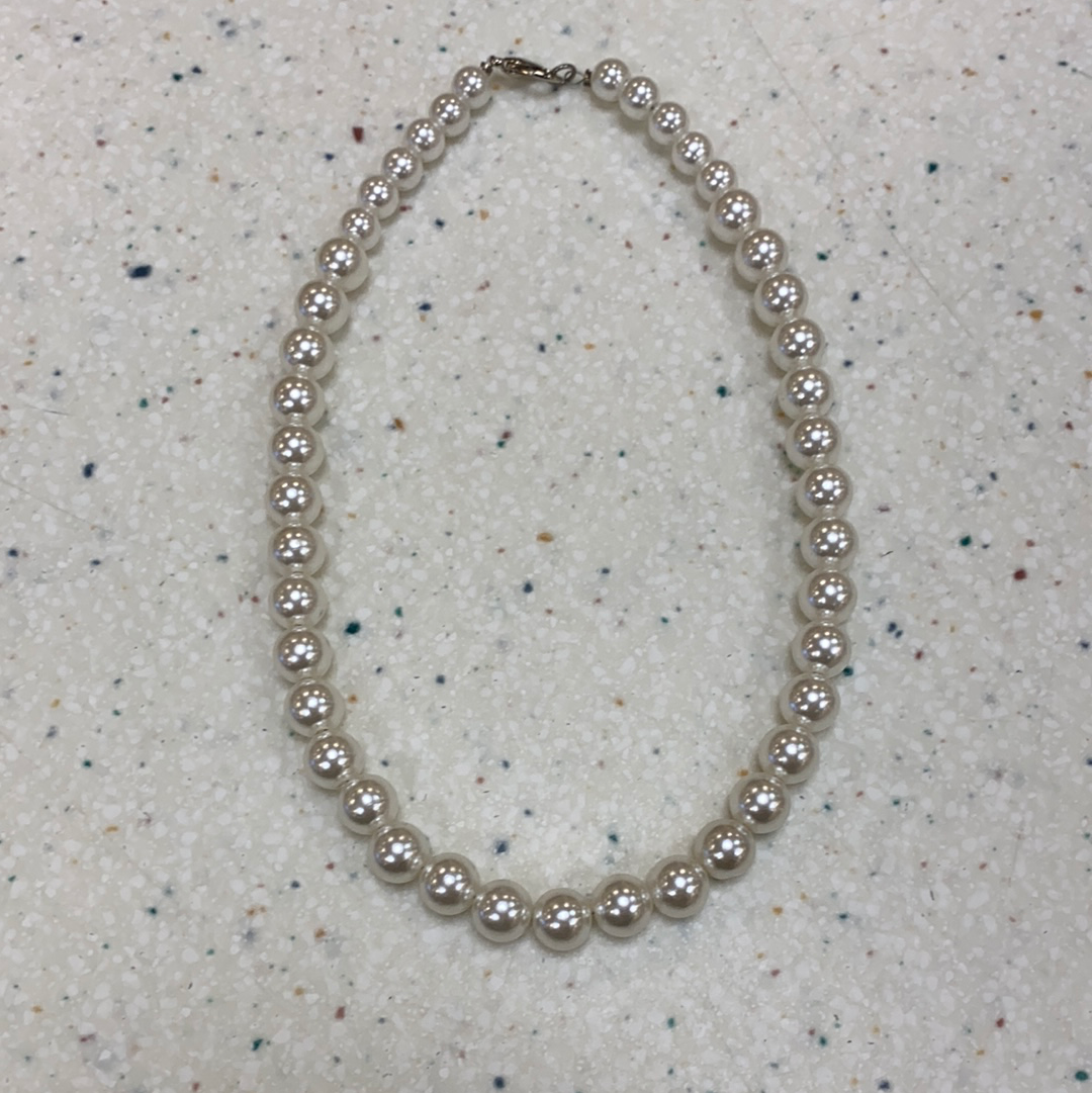 Pearl Necklace Medium Pearls - Doodlebug's Children's Boutique