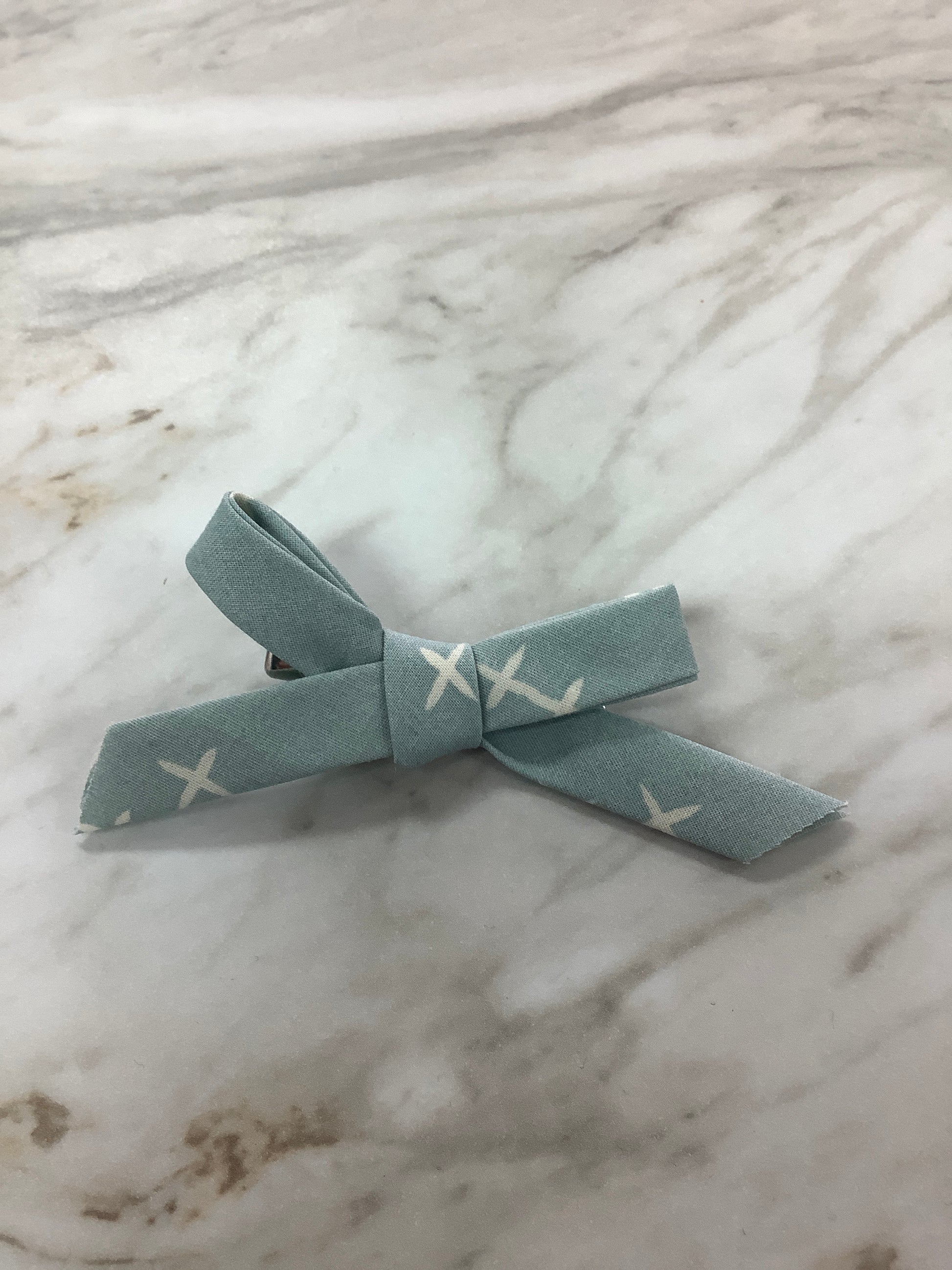 Hand Tied Bow on Clip in Sky Blue X  - Doodlebug's Children's Boutique