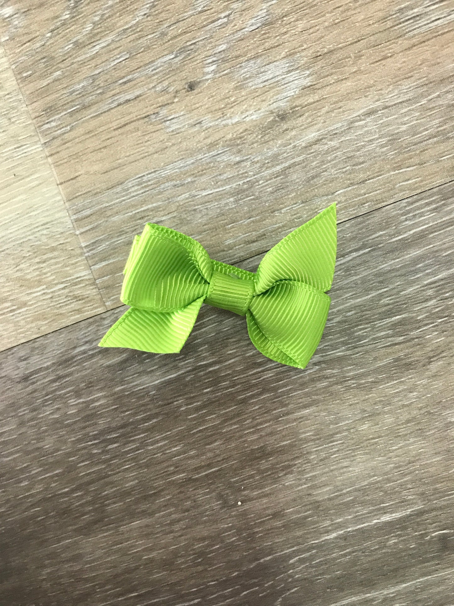 Lime Green Tiny Bow  - Doodlebug's Children's Boutique
